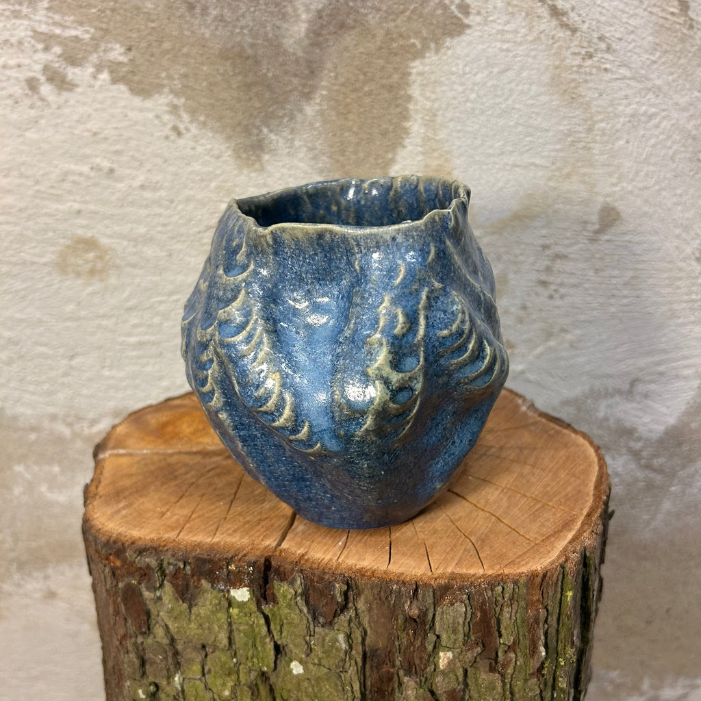 Koral-vase, "Dyb-blå krystal"